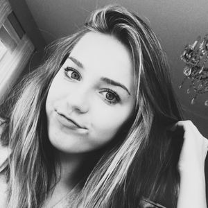 Meet your Posher, Ella